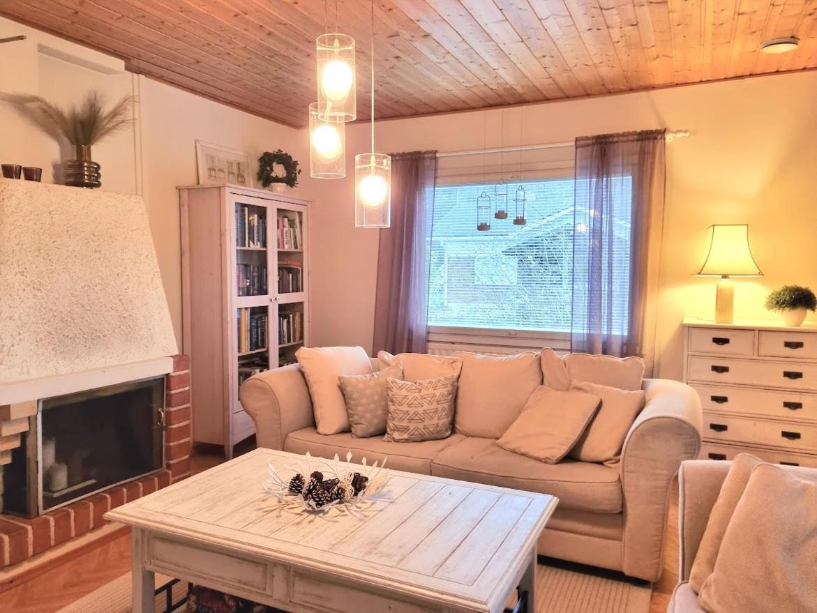 Villa Peaceful House For Relaxing Oulu Exterior foto